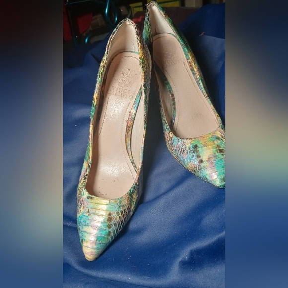 Vincent Camuto faux snakeskin leather multicolored pumps 7.5 or 37.5 - Picture 6 of 9